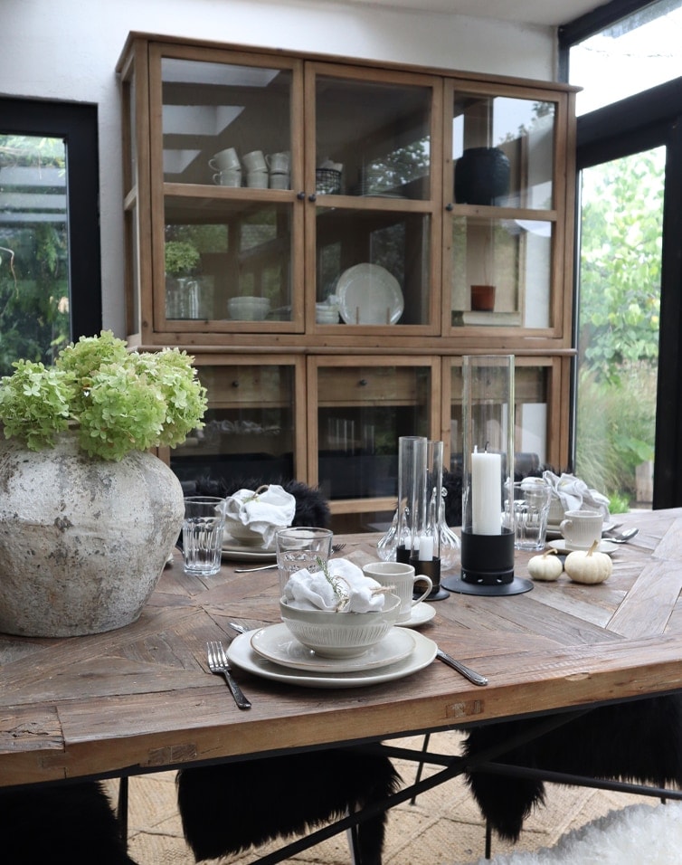 Uitnodigende oranjerie