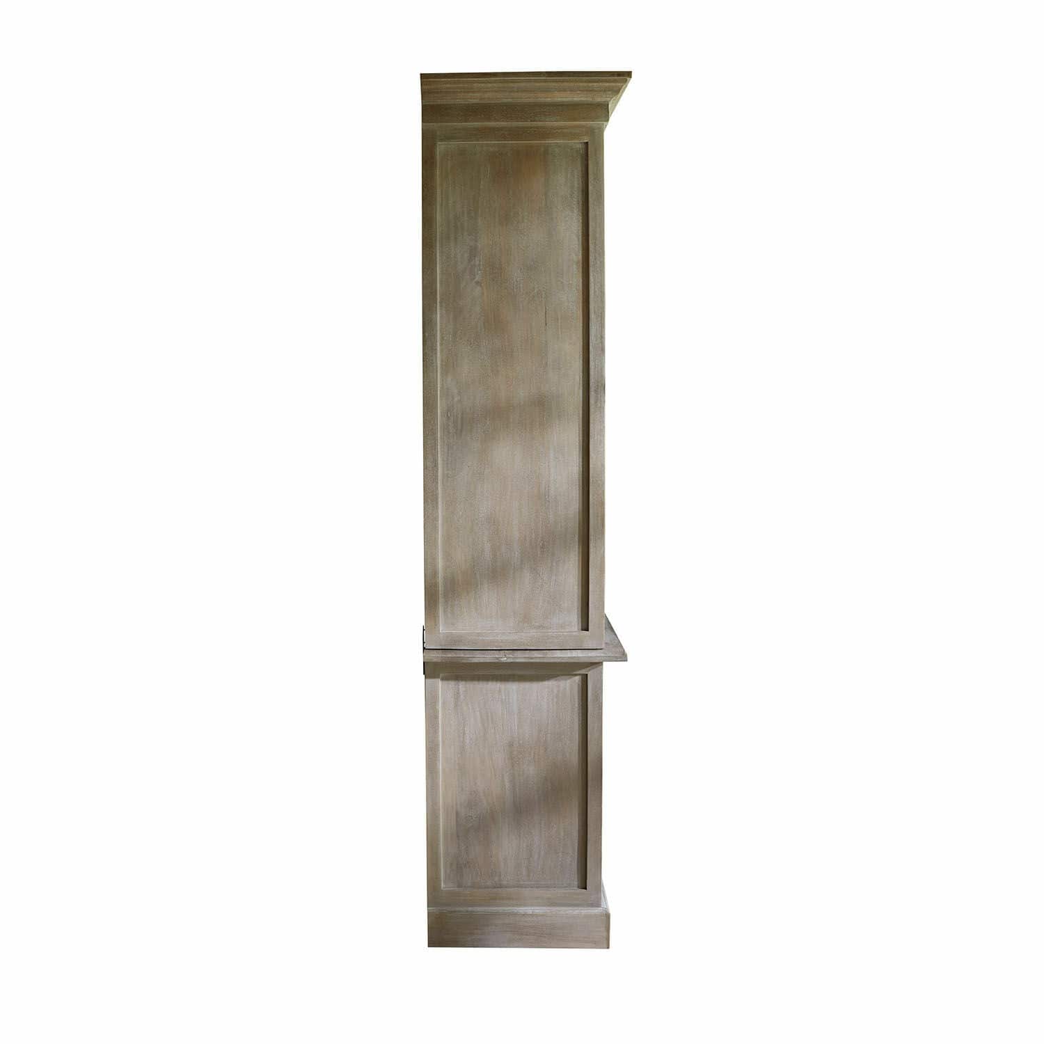 Kast Valandor