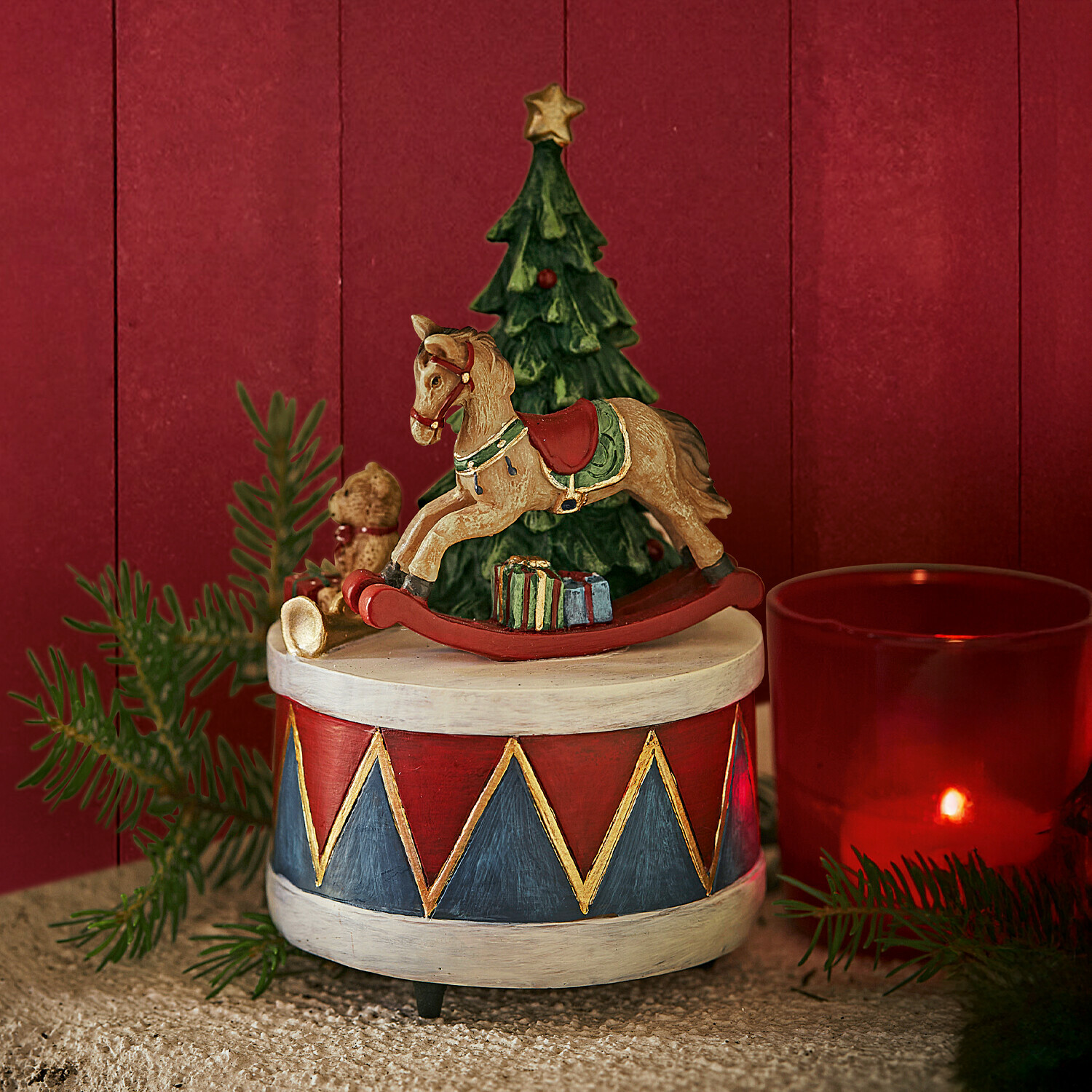 Speeldoosje Harmony Houten muziekdoos met hobbelpaard en kerstboom in rood-blauwe kleuren voor kerstdecoratie