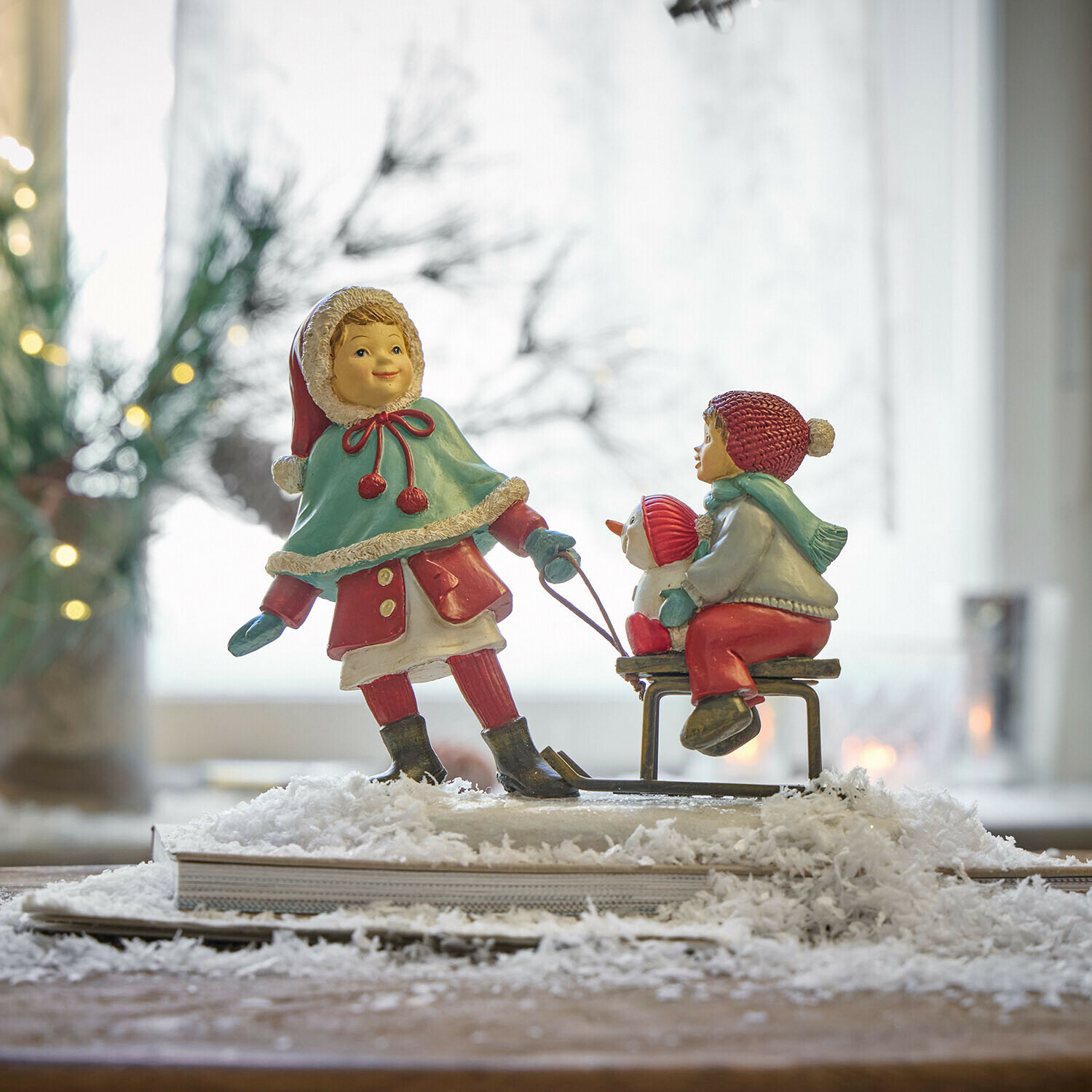 Decoratieve kindjes met slee Petitnid