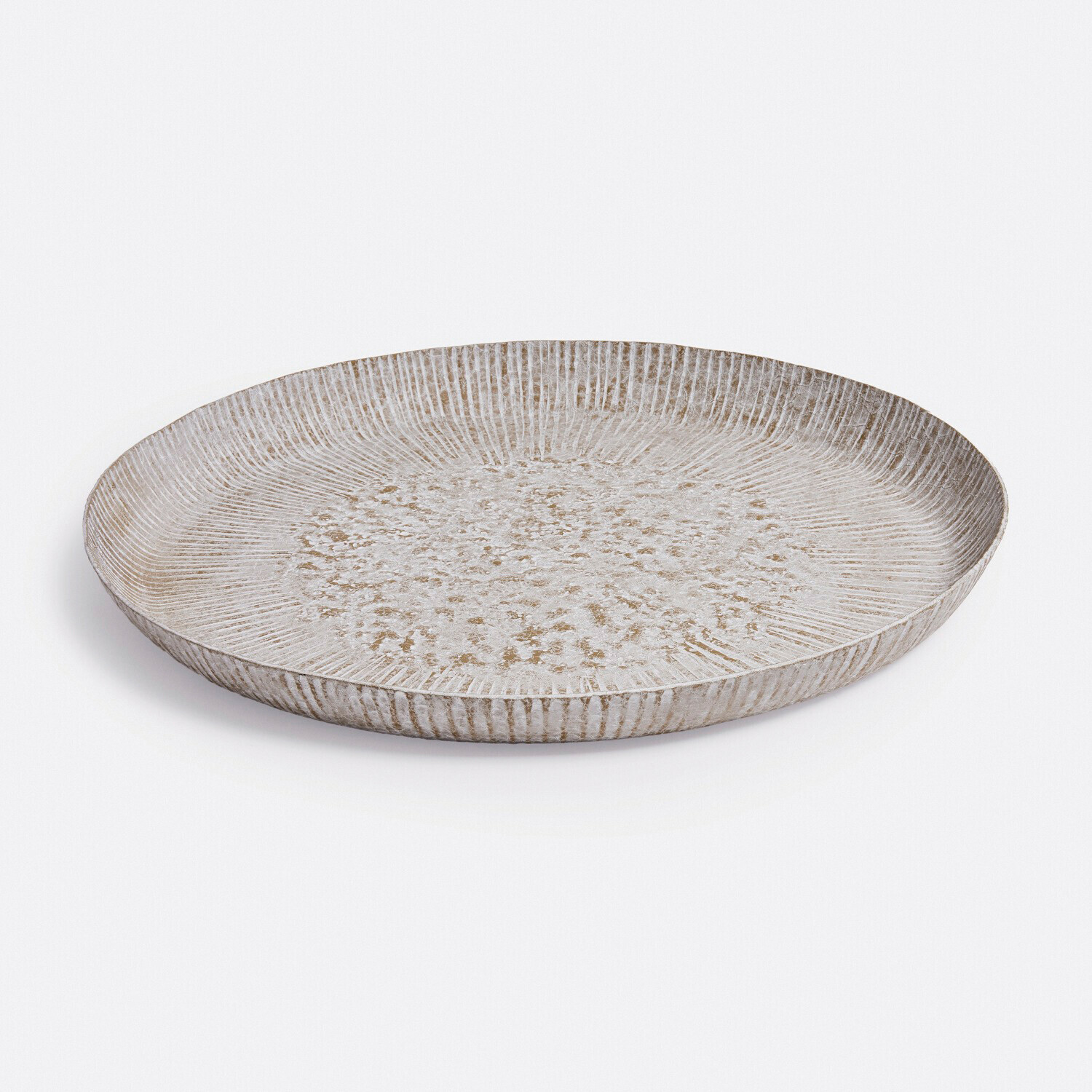 Dienblad Gravière Ronde decoratieve metalen schaal in verouderd zilver met textuur, geschikt voor interieurdecoratie