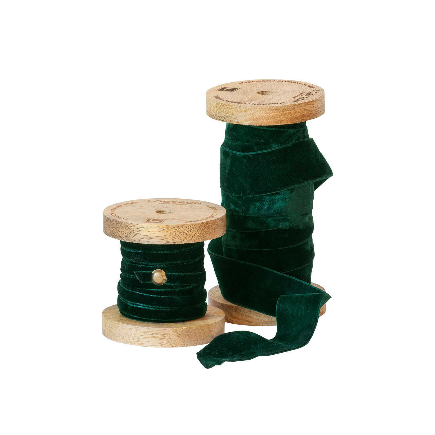 Fluwelen lint set van 2 Liandis Twee houten spoelen met donkergroene fluwelen lint voor decoratie en knutselen