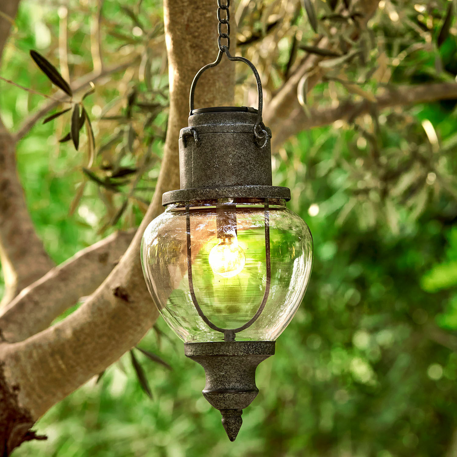 Hanglantaarn op zonne-energie Relixan Hangende buitenlamp van grijs metaal met doorzichtige glazen kap, decoratieve tuinverlichting