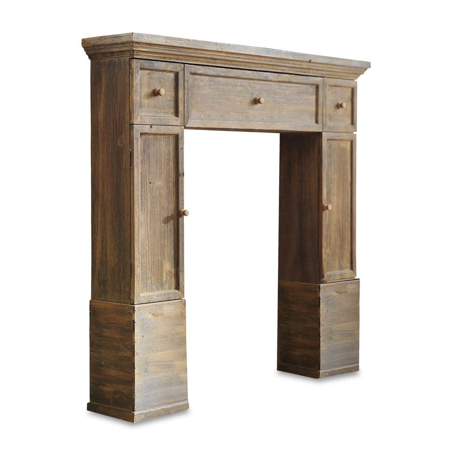 Bruine houten schoorsteenconsole met rustieke uitstraling voor interieurdecoratie