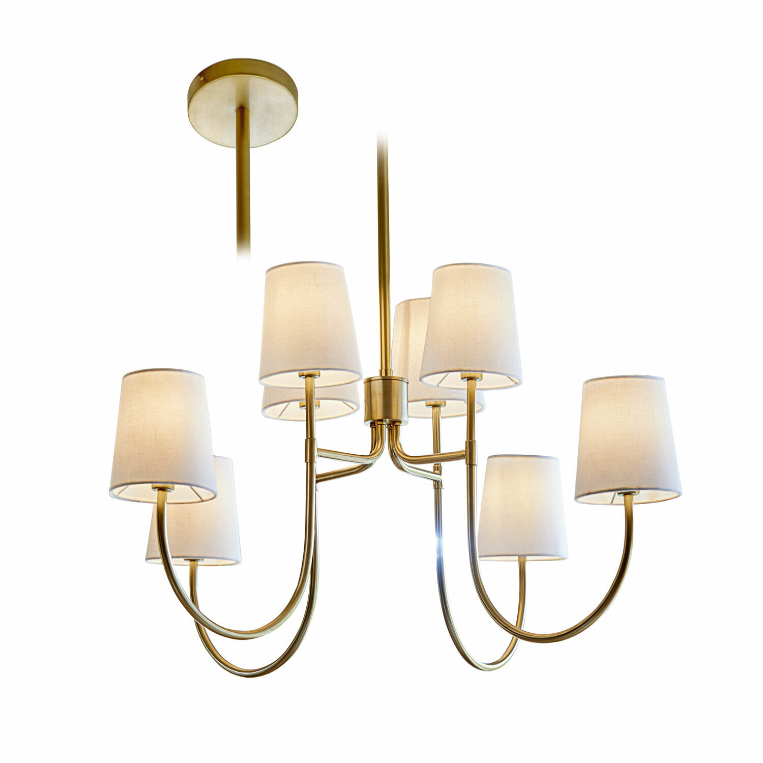 Hanglamp Plainfield Messing hanglamp met acht witte stoffen lampenkappen, elegante kroonluchter voor woonkamer