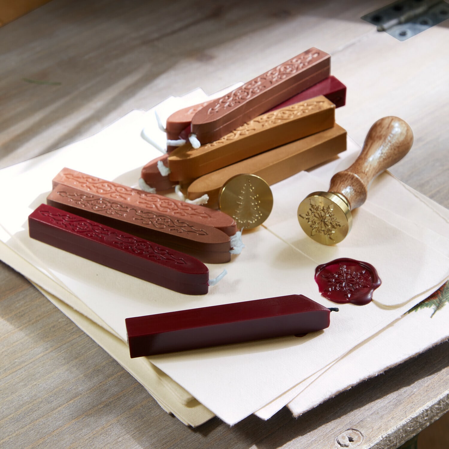 Wasstempel en zegelwas Movique