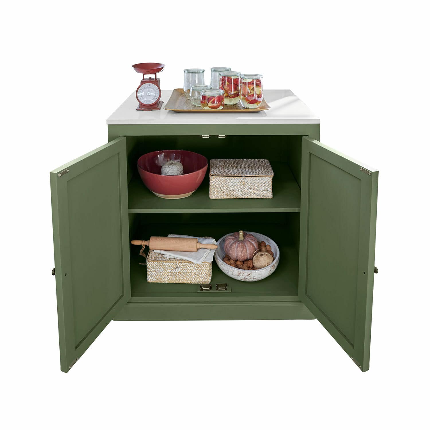 Keukenkast Lansbury Groene kast met wit blad, open deuren, kom, dozen en keukenaccessoires