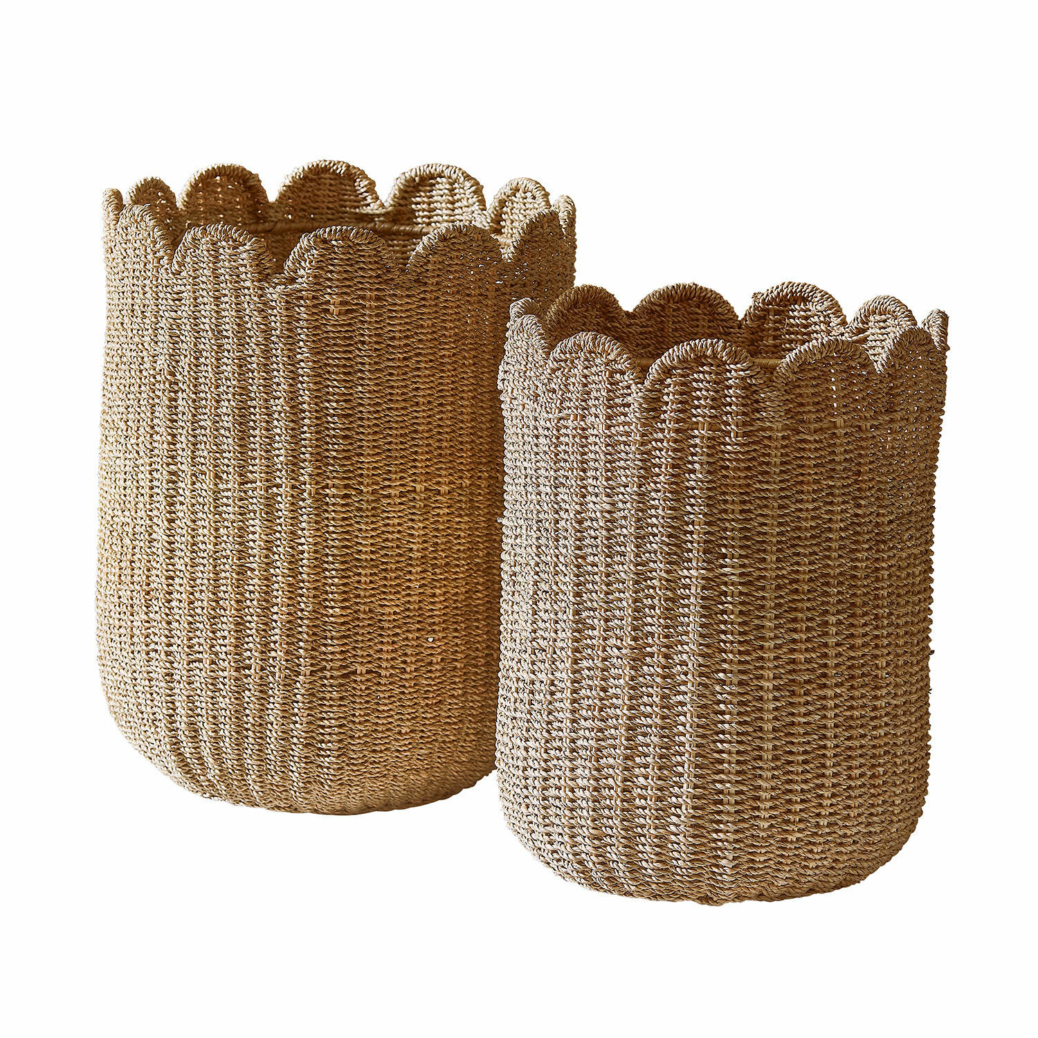 Mand set van 2 Velourette Set van twee manden van natuurlijk gevlochten materiaal in beige kleur voor opslag.