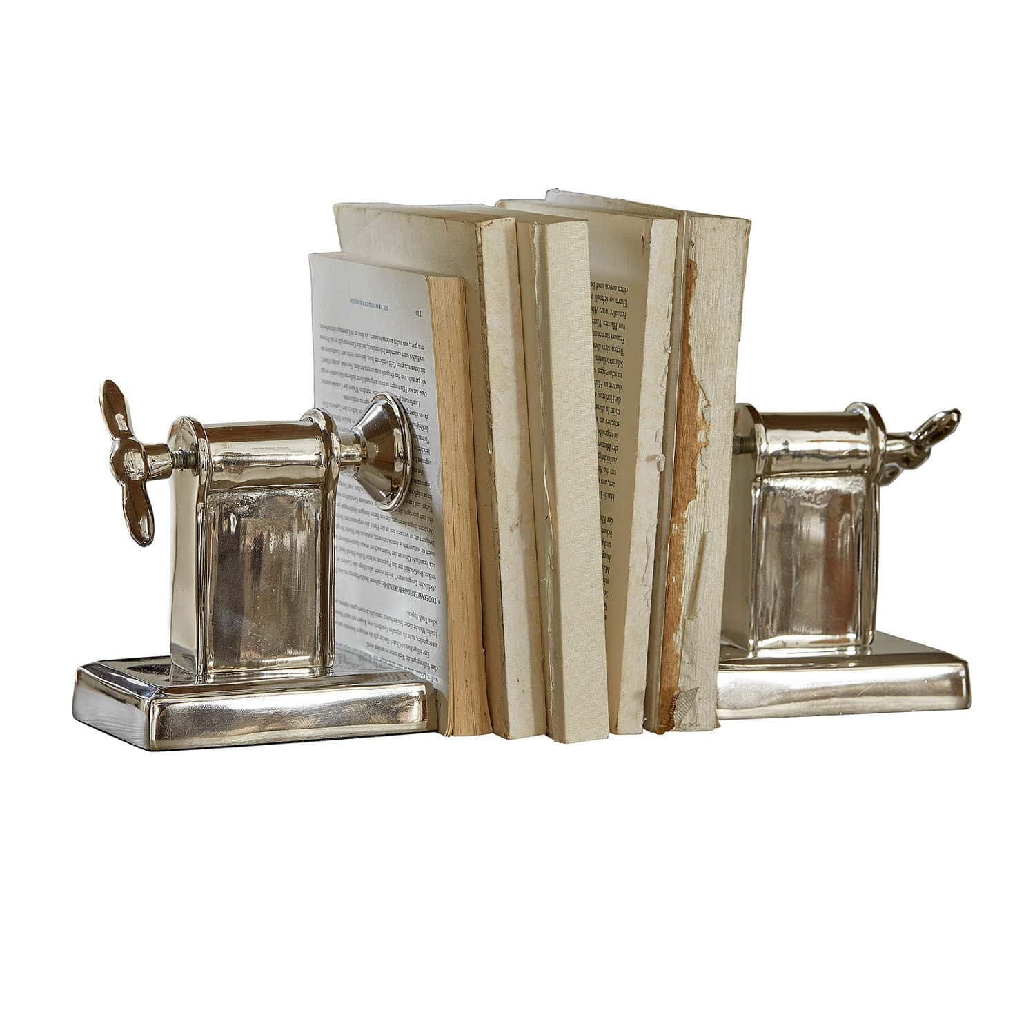 Zilverkleurige metalen boekensteunen in de vorm van een pastamachine voor bureau of plank