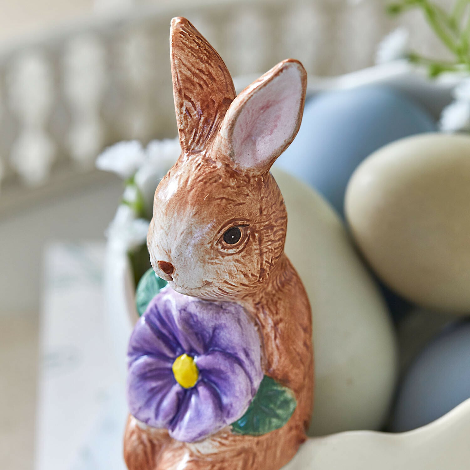 Schaal met haasje Jasélie