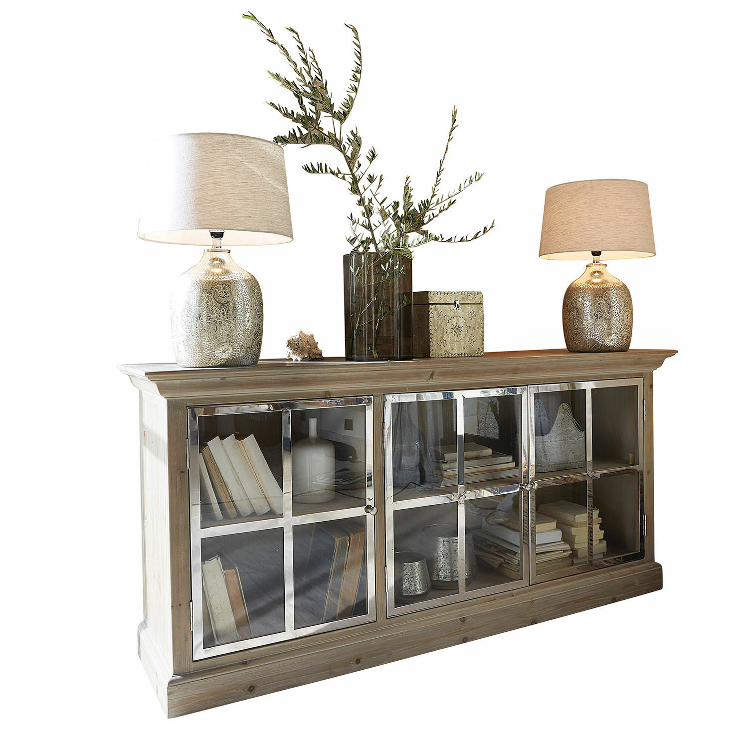Sideboard Keyport Houten dressoir met glazen deuren en decoratieve lampen erop, rustieke stijl