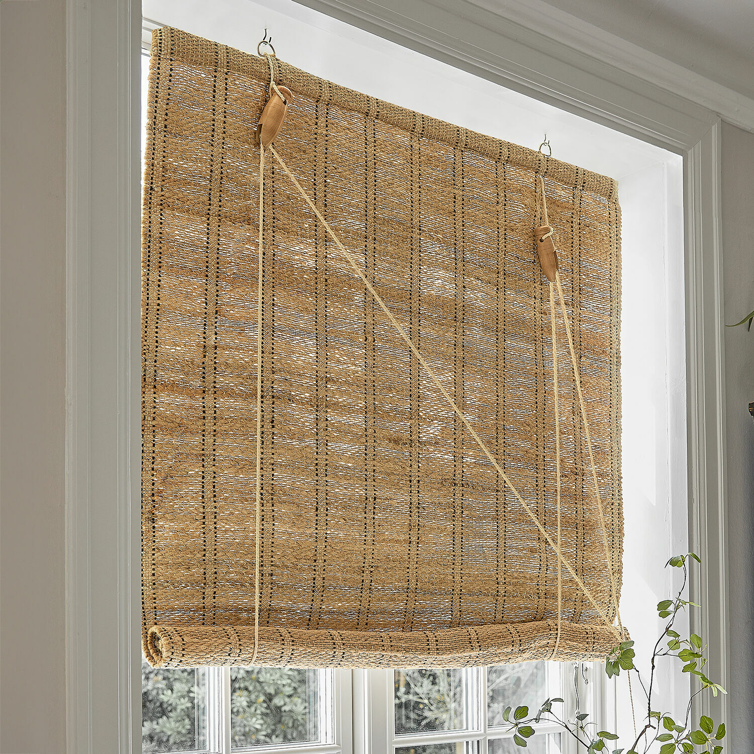 Rolgordijn Évronne Natuurlijke rolgordijn van gevlochten materiaal in beige kleur voor raamdecoratie en zonwering