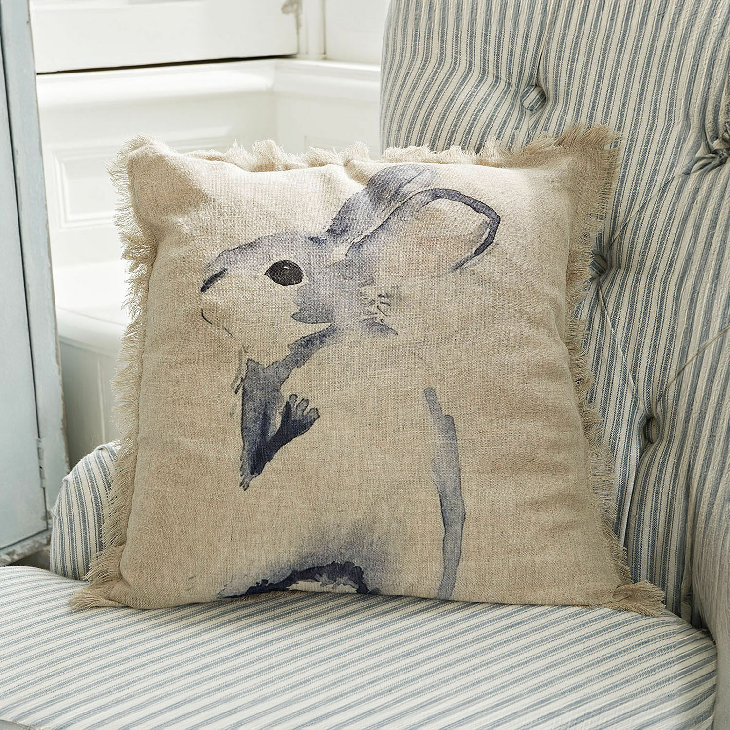 Kussenhoes Riamira Decoratief linnen kussen in natuurlijke kleur met grijze konijnenprint en franjes