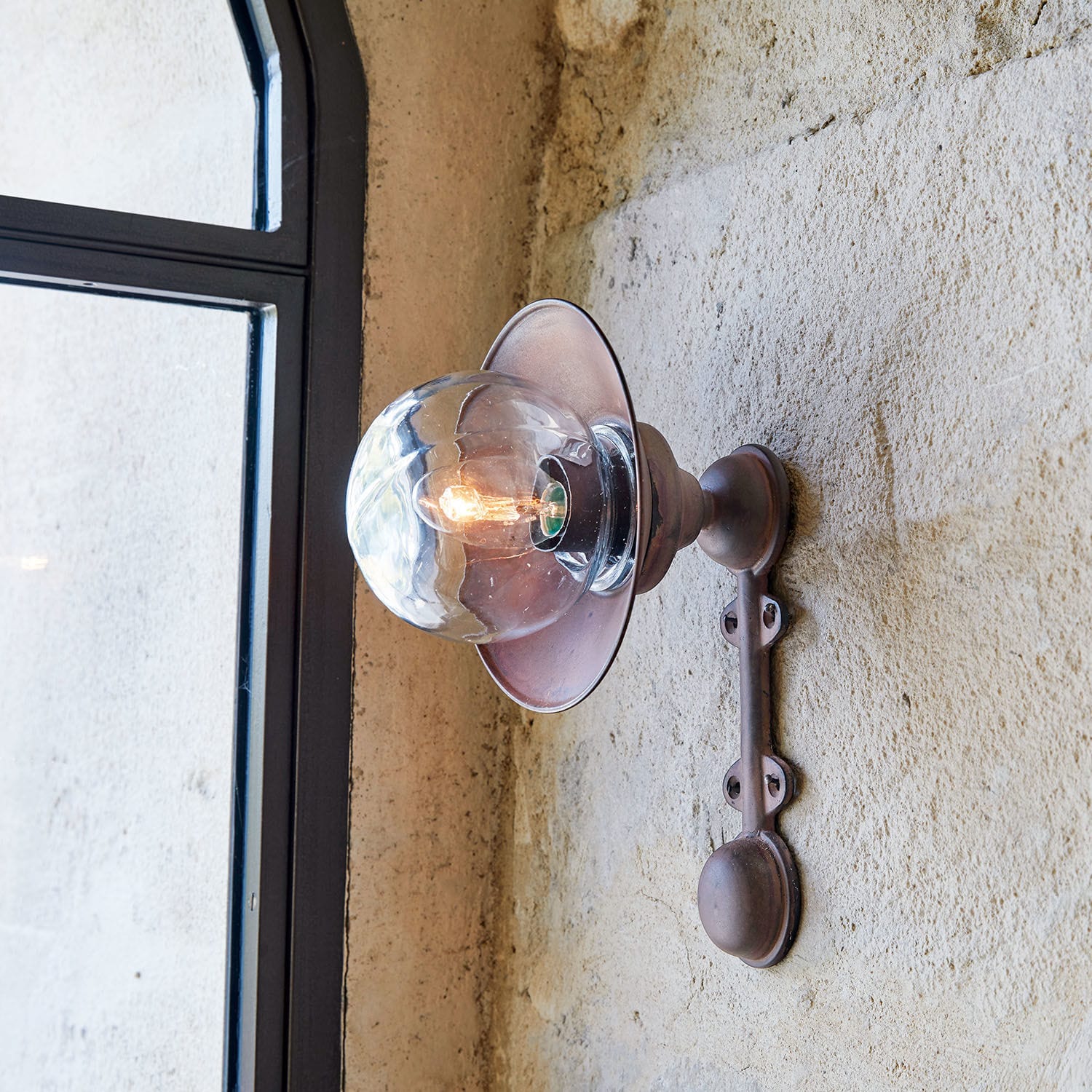 Wandlamp voor buiten & voor aan het plafond Averjal