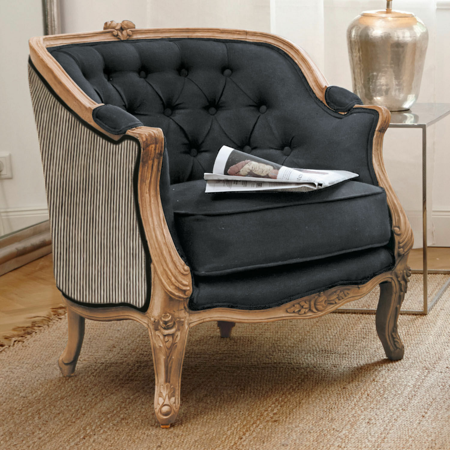 Fauteuil Annezay Klassieke stoel met houten frame en zwarte stoffen bekleding, elegante woonkamermeubel