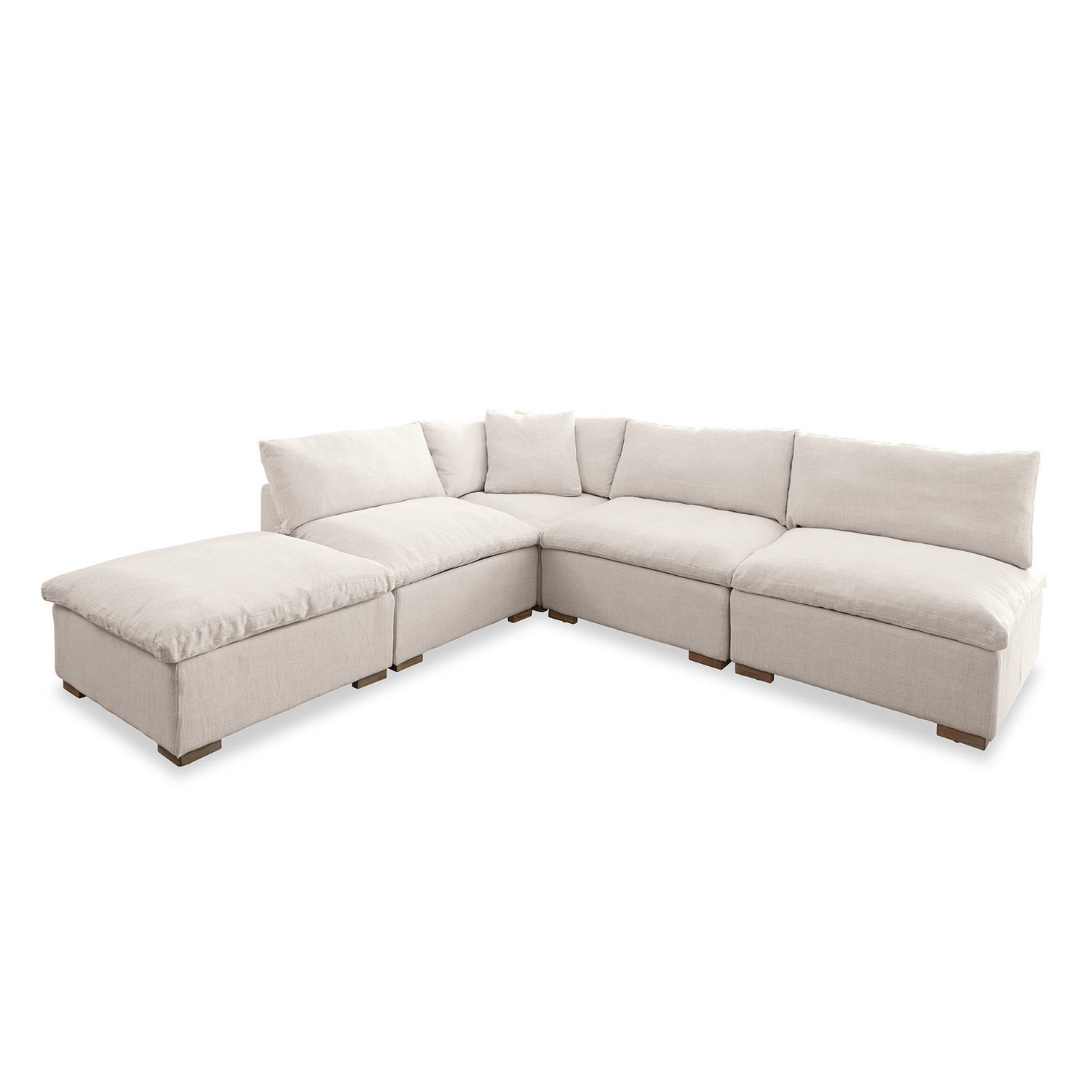 Modulaire bank Baladou Grote lichtbeige stoffen hoekbank met zachte kussens en houten poten voor een gezellige woonkamer
