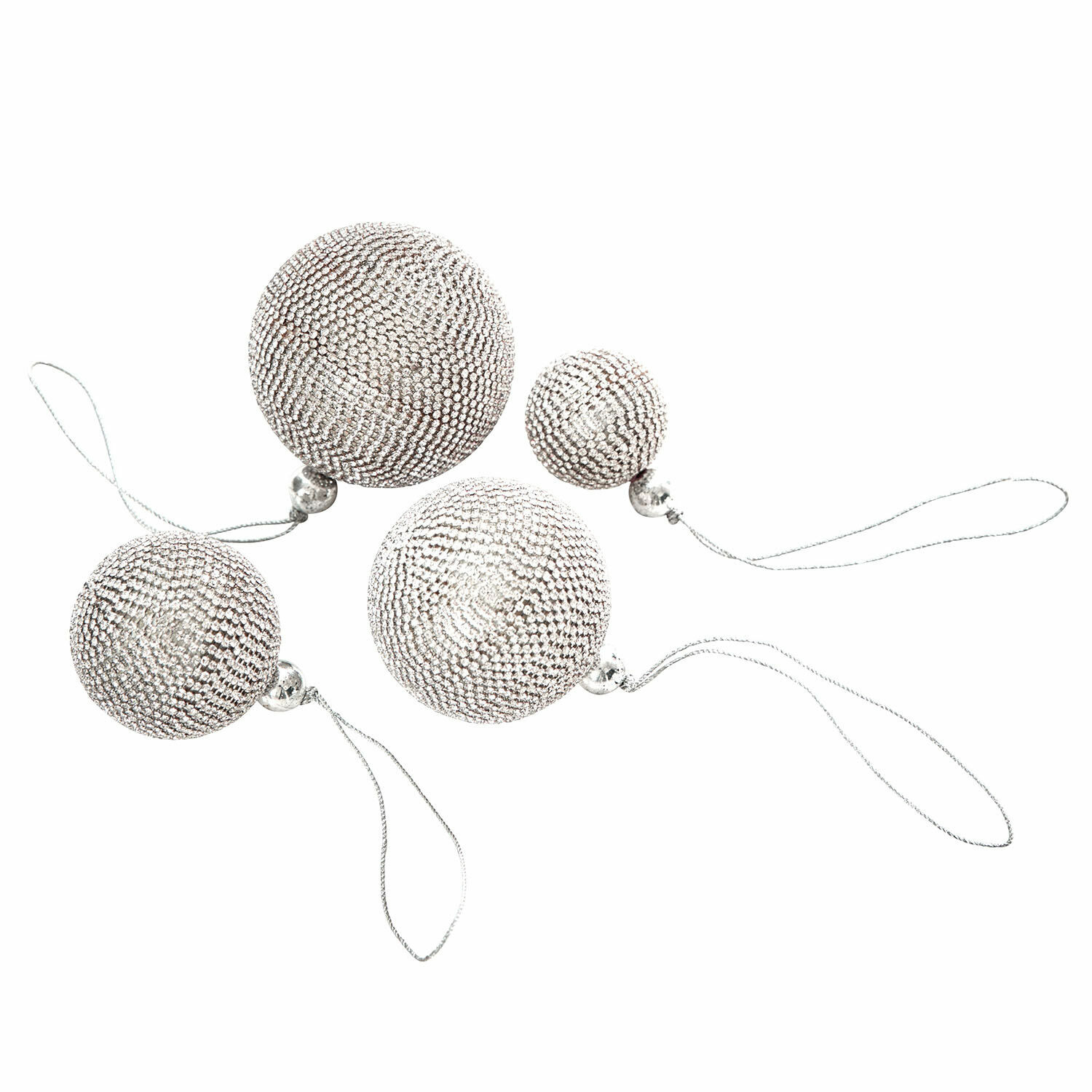 Kerstbal set van 4 Varnor Set van vier zilveren kerstballen met glinsterende pailletten en ophanglusjes