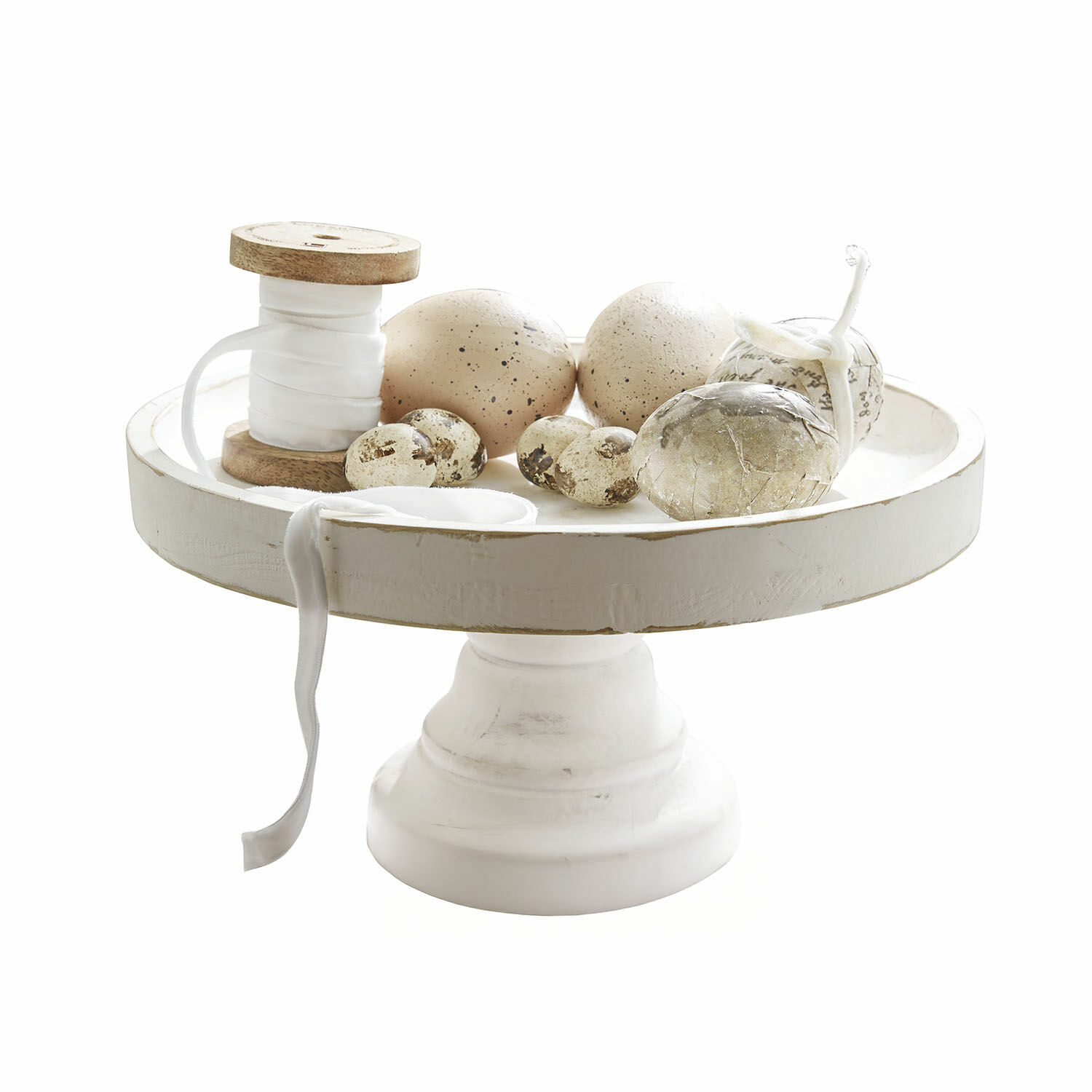 Etagère Loissard Witte houten standaard met decoratieve eieren en spoel met wit lint voor paasdecoratie