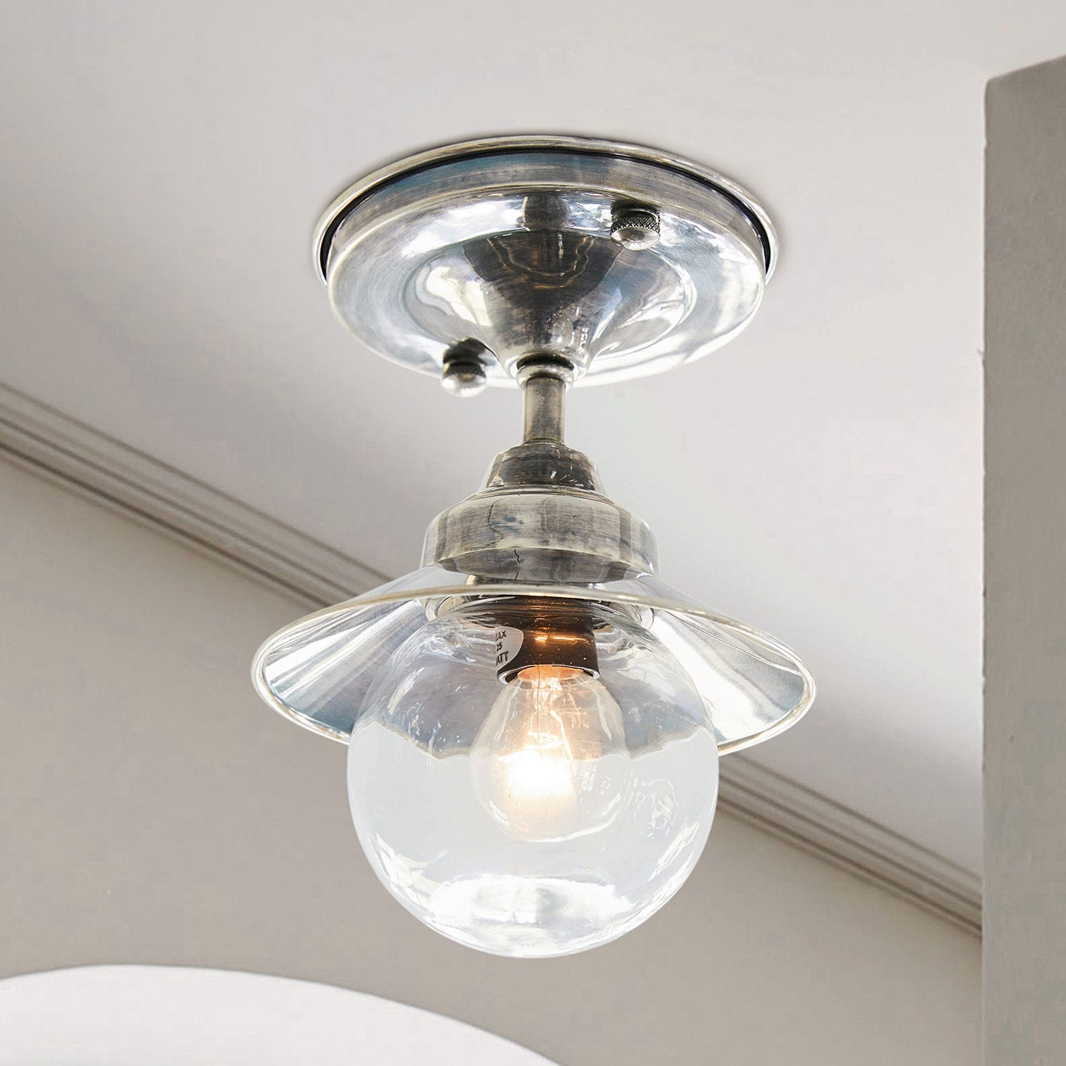 Hanglamp Melkior Metalen plafondlamp met doorzichtige glazen kap en gloeilamp in klassiek ontwerp