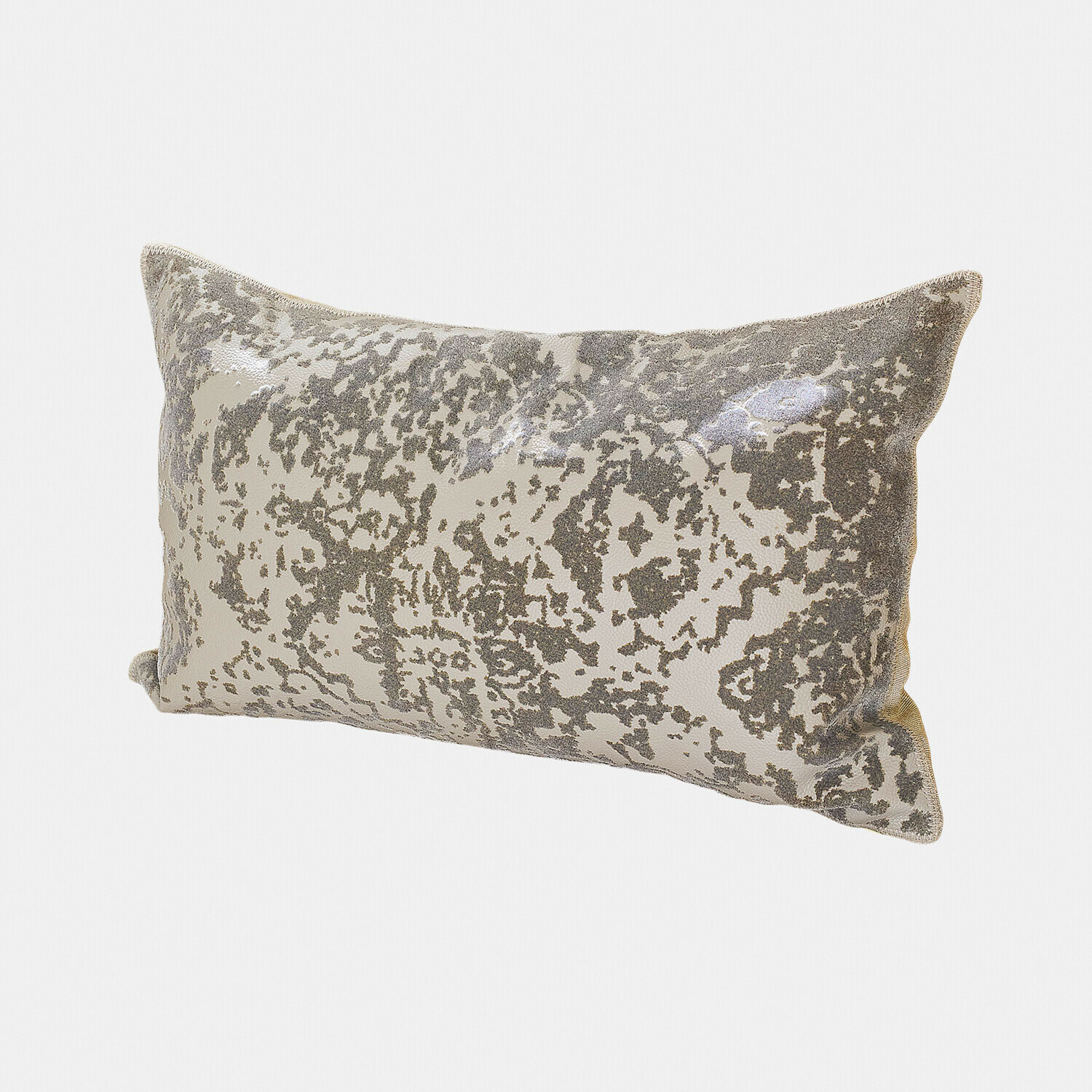 Rechthoekig lichtbeige sierkussen met grijs patroon van stof voor woonkamer