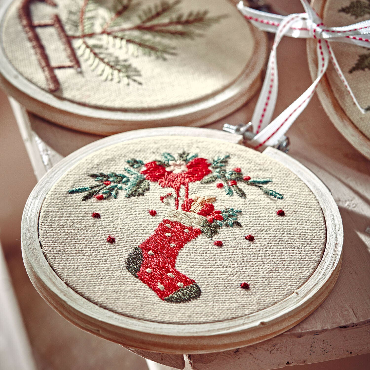 Hanger set van 4 Seravas