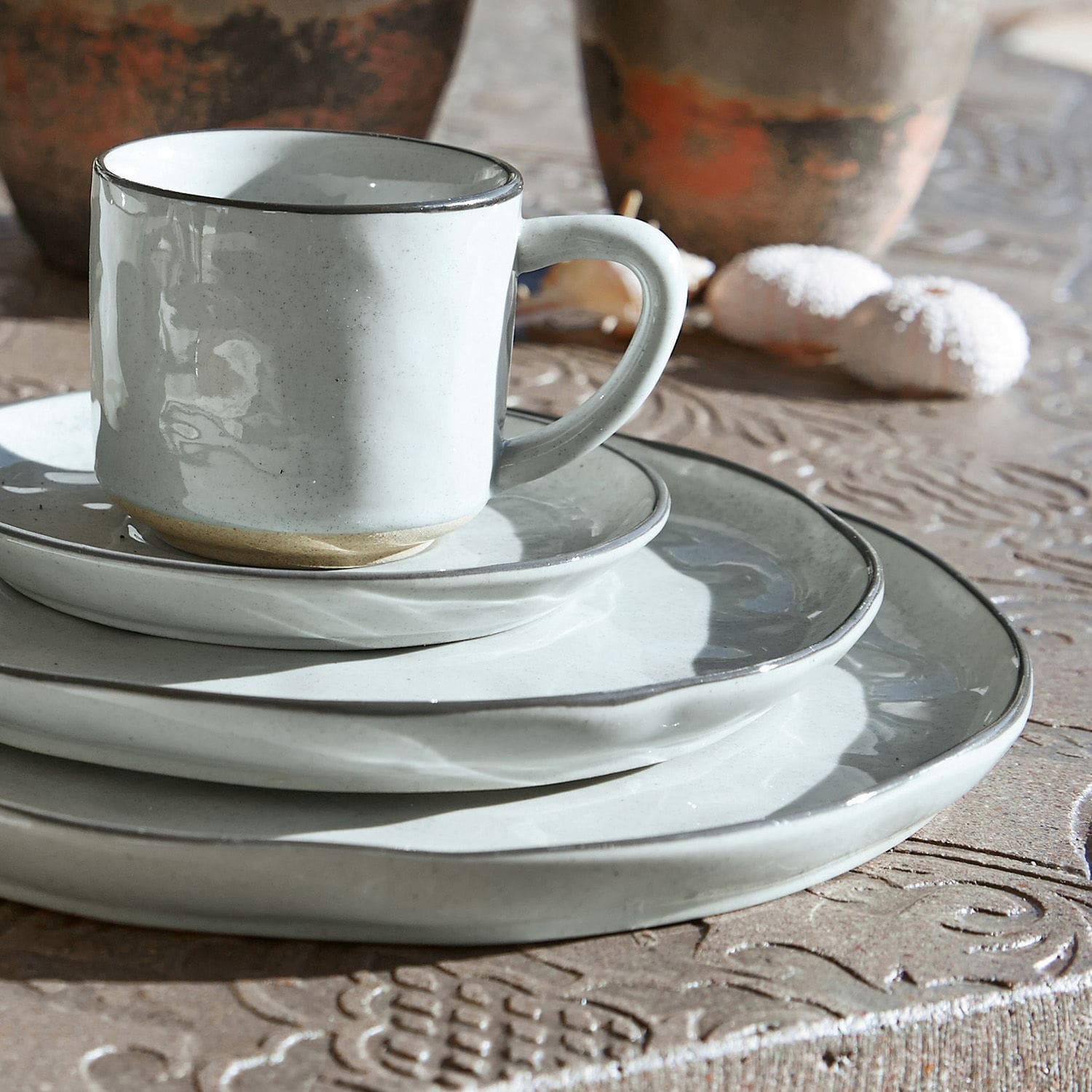 Servies set van 30 Biarré