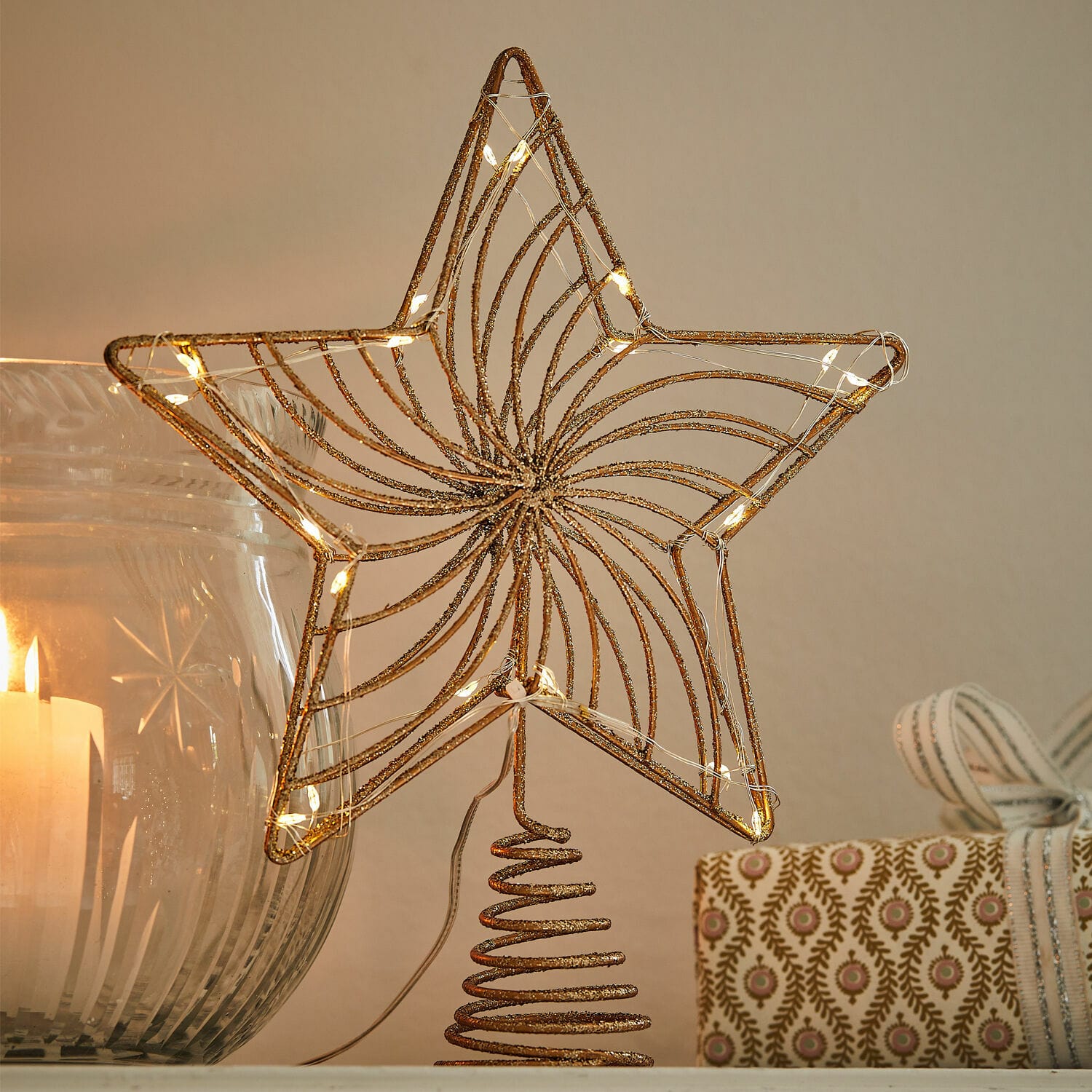 Ledkerstboompiek Pivion