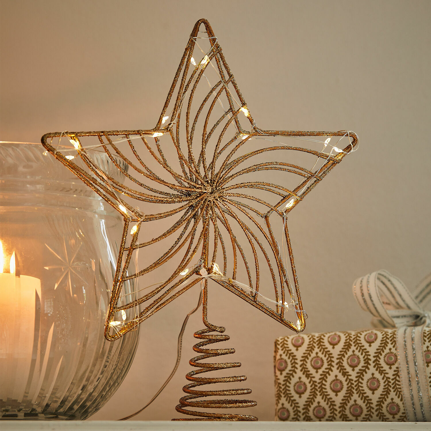 Ledkerstboompiek Pivion