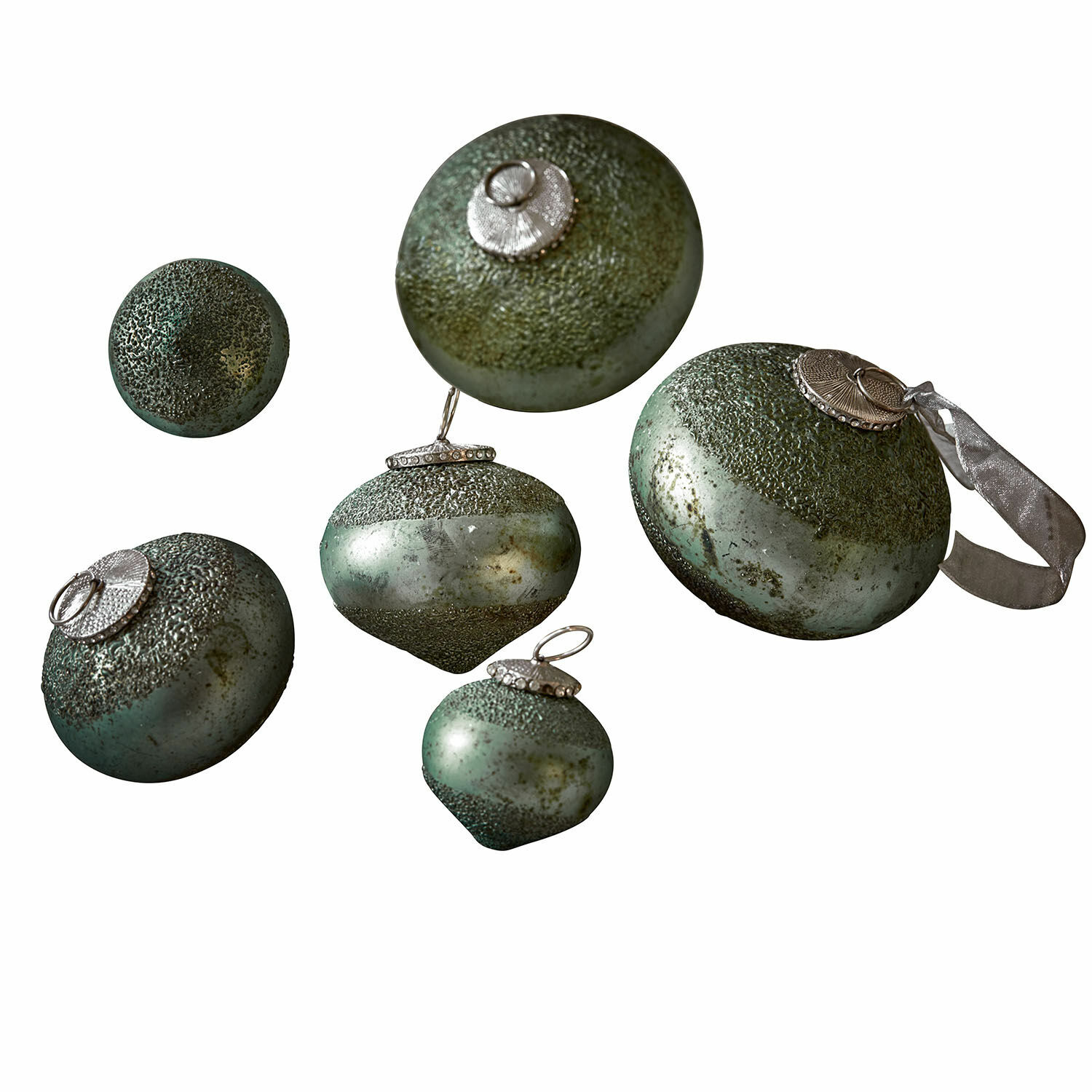 Set van 6 antieke groene kerstballen van glas met metalen haken