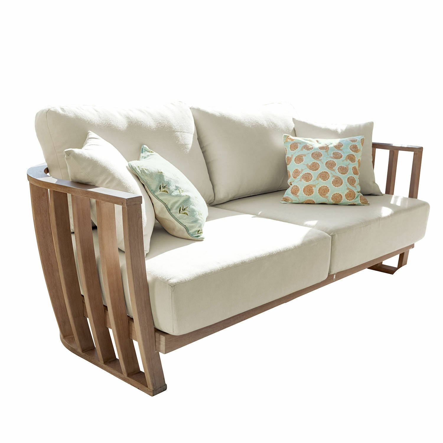 Bank FSC®-100% Vézère Lichtbeige bank met houten zijkanten en sierkussens met schelpenpatroon voor woonkamer