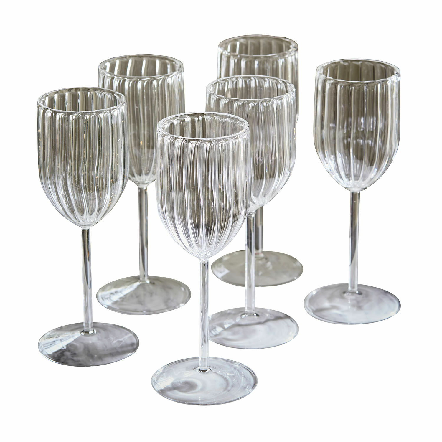 Glas set van 6 Bavella Set van zes transparante wijnglazen van geribbeld glas, elegant design voor thuis