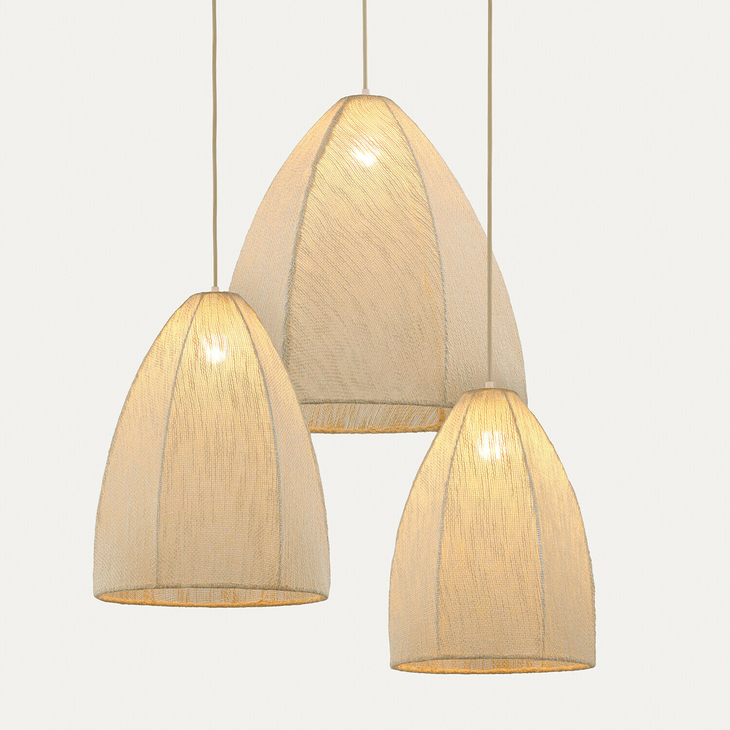 Drie hanglampen met lichte, gestructureerde stoffen kappen, moderne binnenverlichting