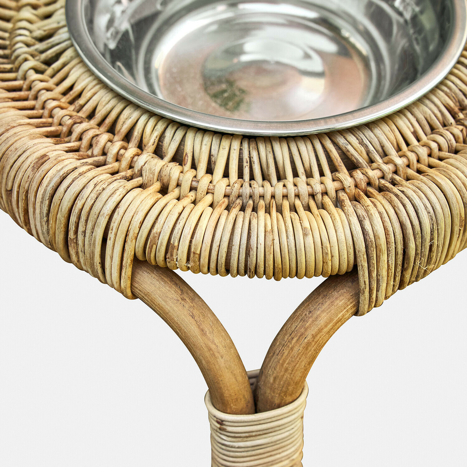 Voerbakje met houder Petivas