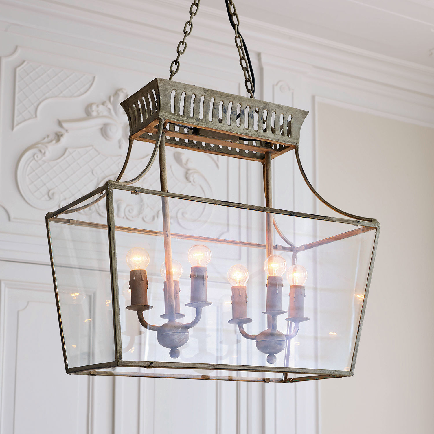 Hanglamp van metaal en glas in vintage stijl met zes lampen, decoratieve plafondlamp