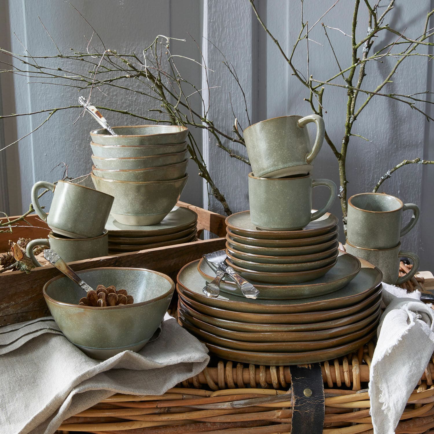 Servies set van 30 (2de keuze) Biarré