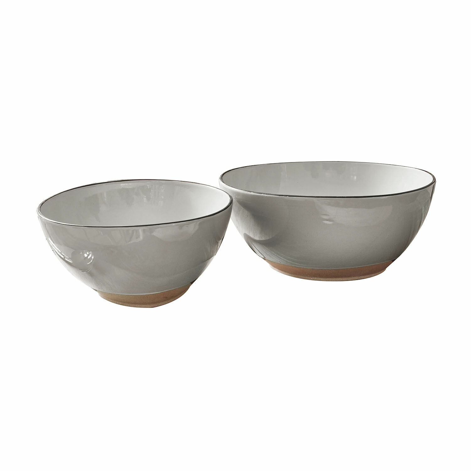 grijs Set van twee grijze keramische saladeschalen met natuurlijke bruine bodem, praktische keukenschalen