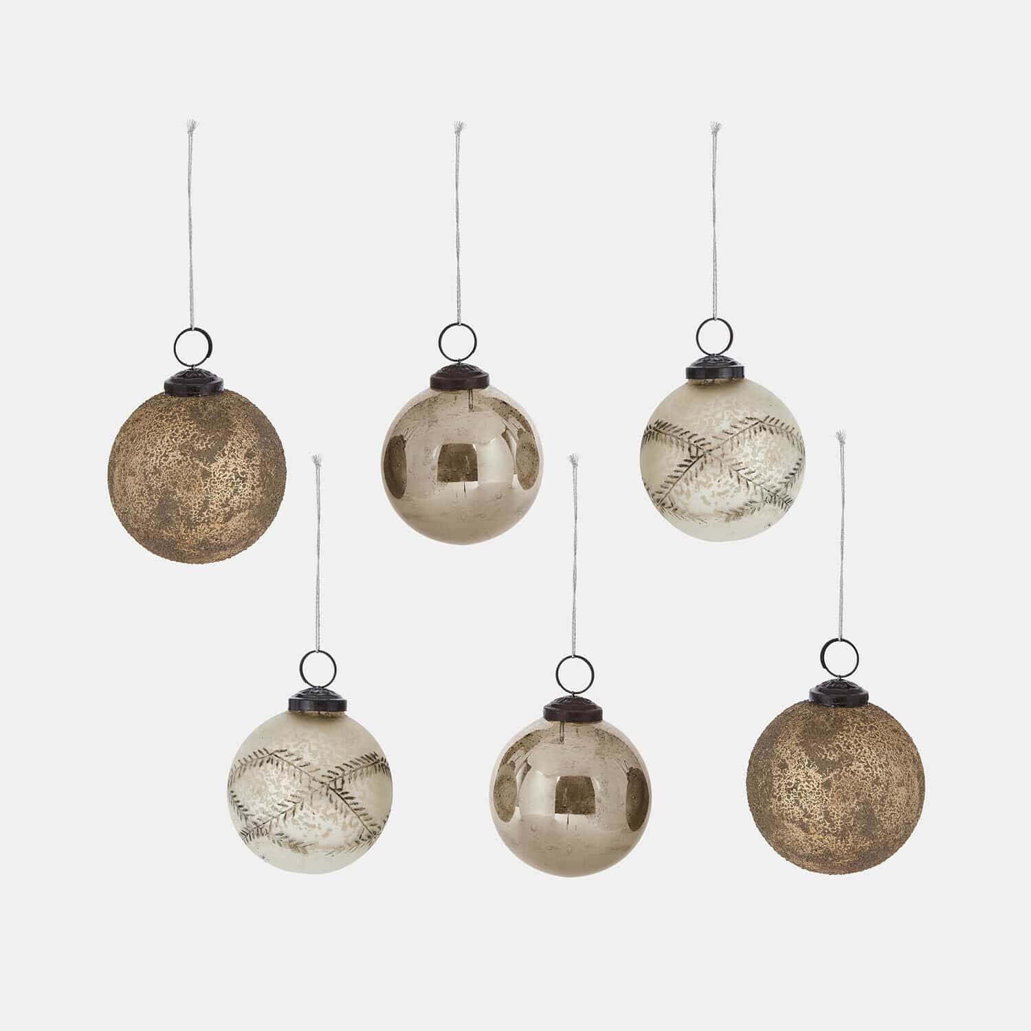 Kerstbal set van 6 Fioravino Set van zes gouden glazen kerstballen met verschillende texturen voor feestelijke decoratie