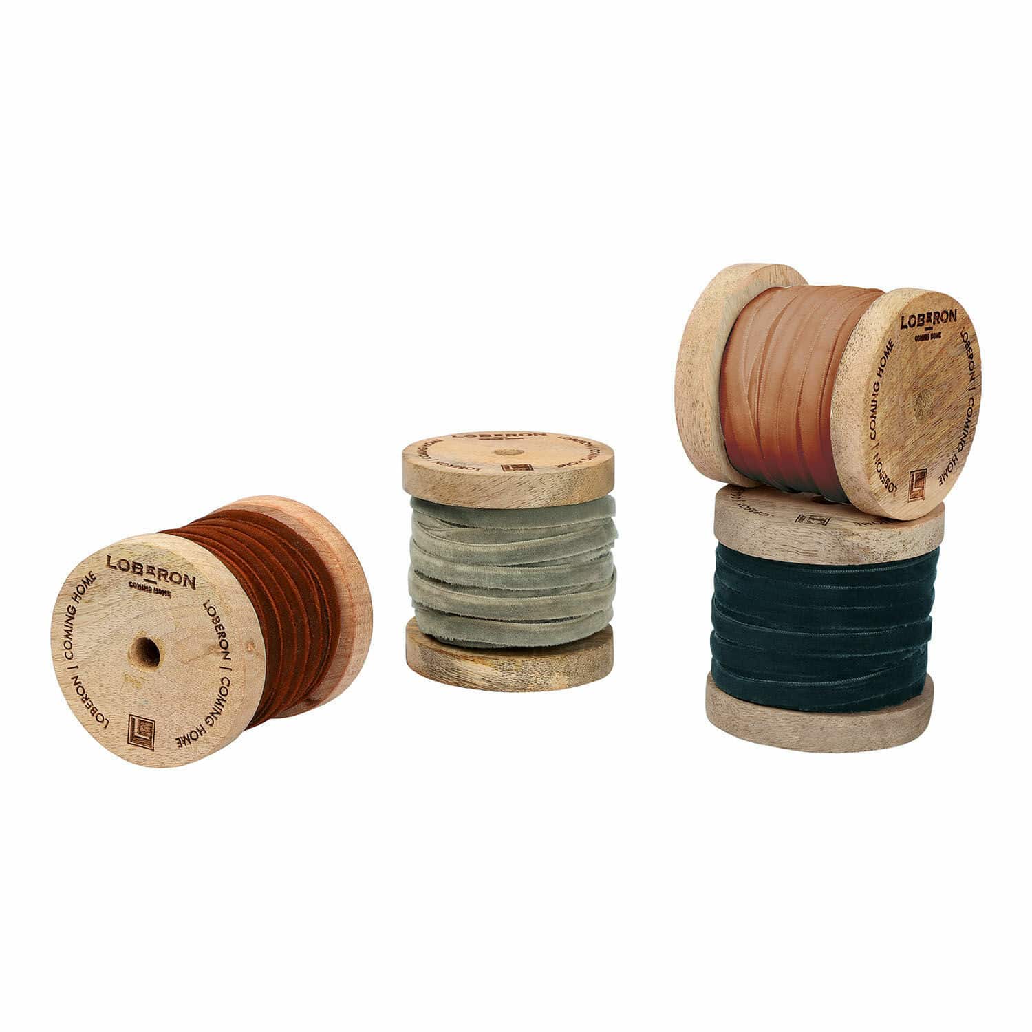 Set van 4 Hilary fluwelen linten in rood, groen en bruin op houten spoelen voor knutselen