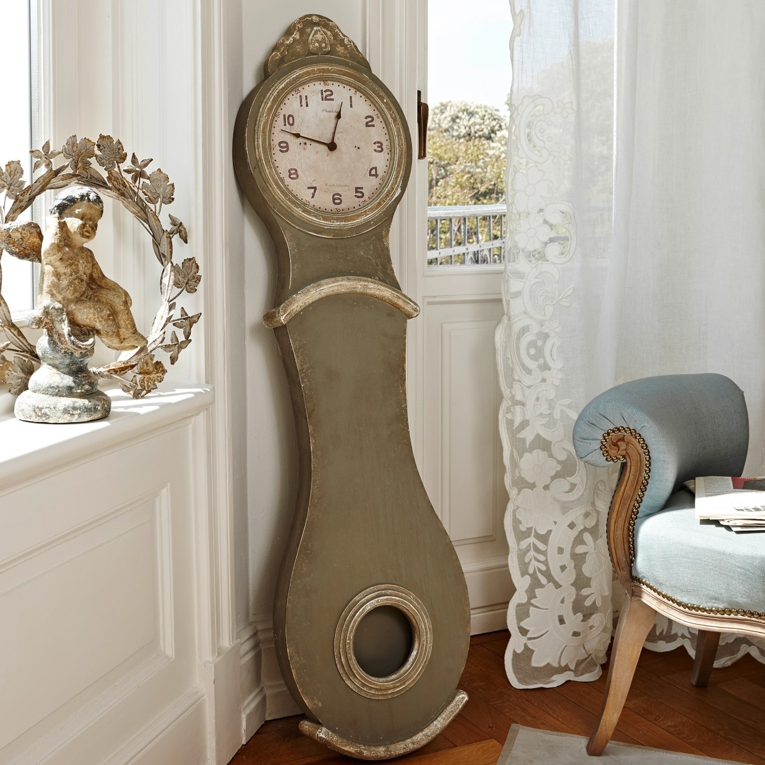 Wandklok Madame Horaire