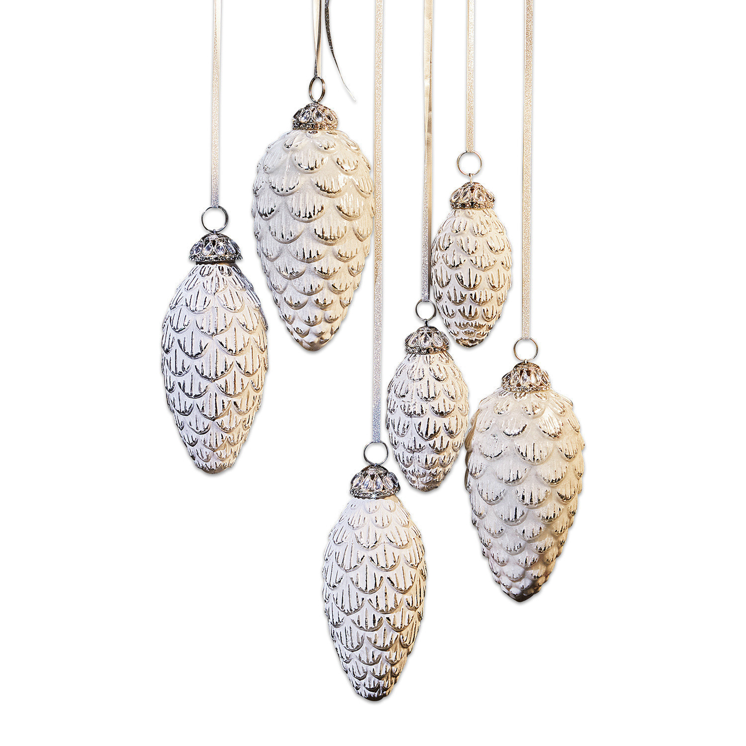 Kerstversiering set van 6 Éva Set witte dennenappelversieringen met zilveren details voor kerstdecoratie