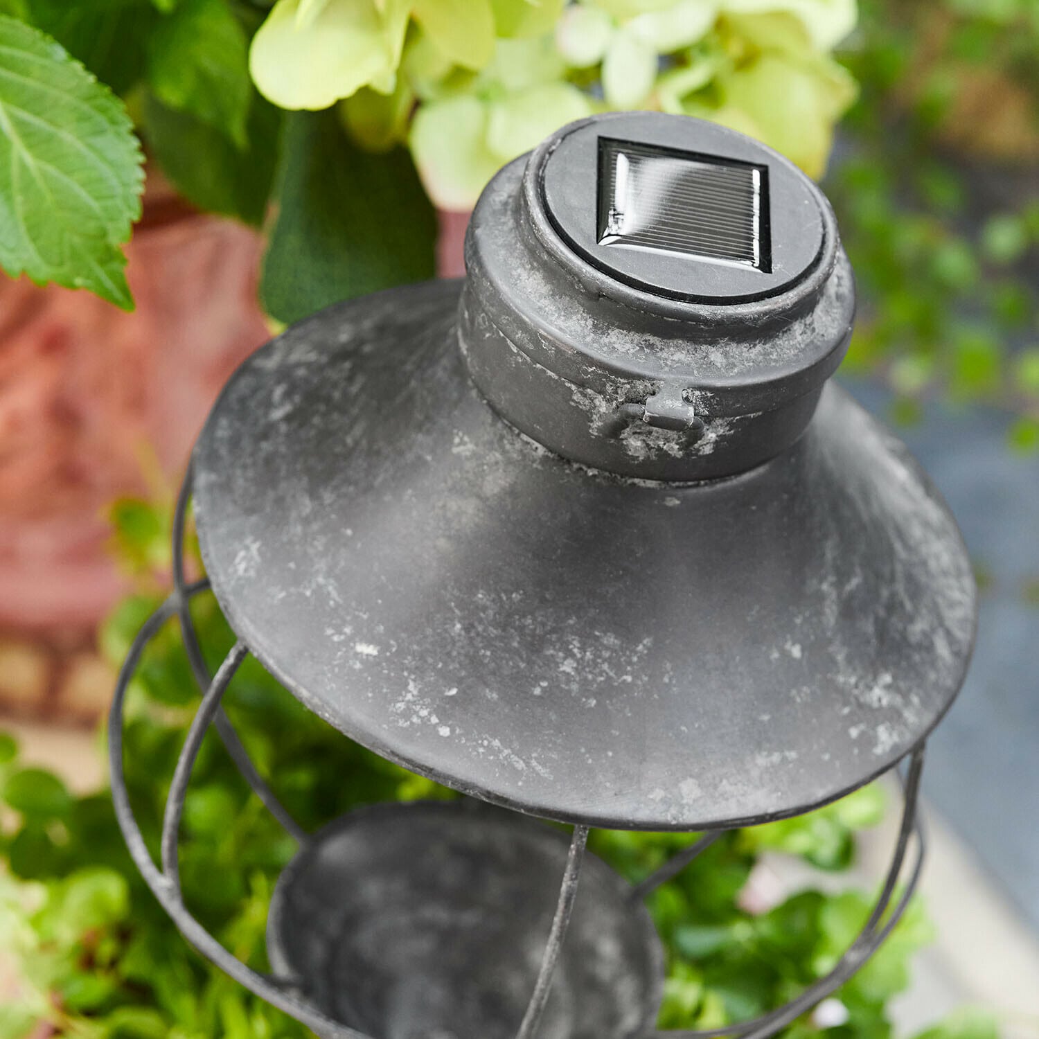 Lantaarn op zonne-energie Trelonne