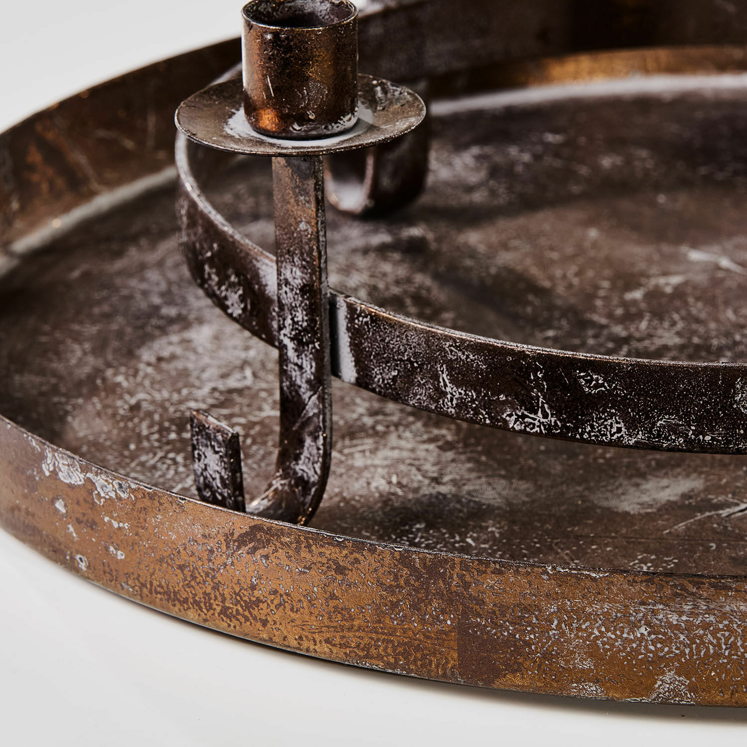 Kaarsenkrans met plateau Ivremont