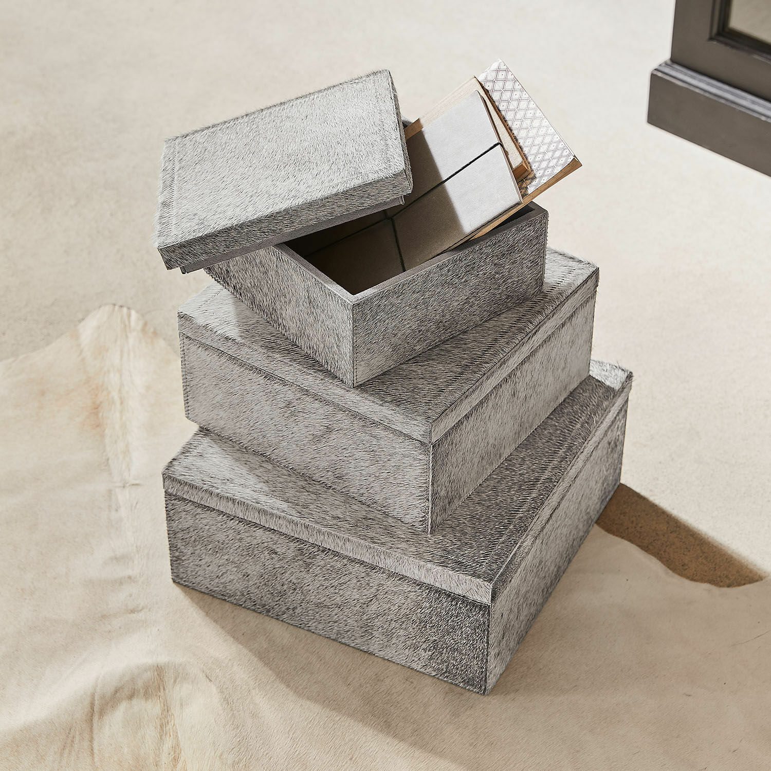 Box set van 3 Kélisandre Set van drie grijze opbergdozen van bontachtig materiaal, decoratieve organizer